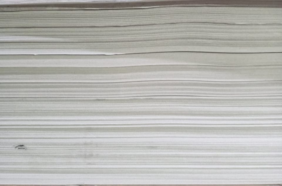 White Back 23x36 - 17.7 Kg 230 Gsm 144 Sheet package & Price ( Card Board )